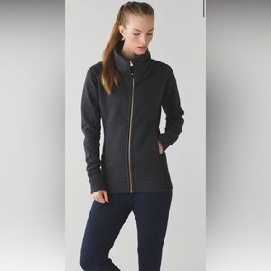 Lululemon Radiant Jacket
Heathered Black